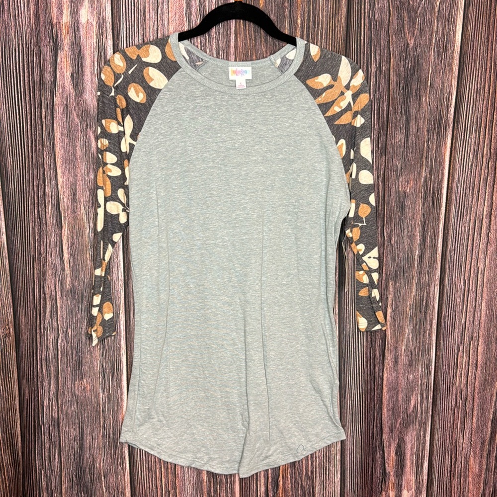 LuLaRoe Randy Raglan 3/4 Sleeve Shirt